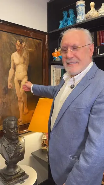 Dr. Alberto Beltrame no consultório da Extra Large